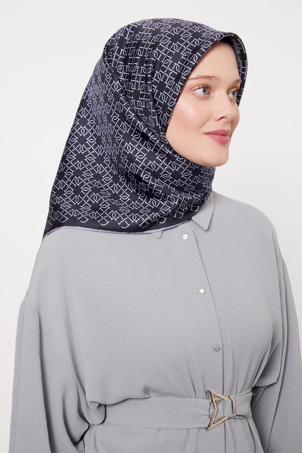 LevidorLacivert Çizgili Sarmal Desen Twill İpek Eşarp