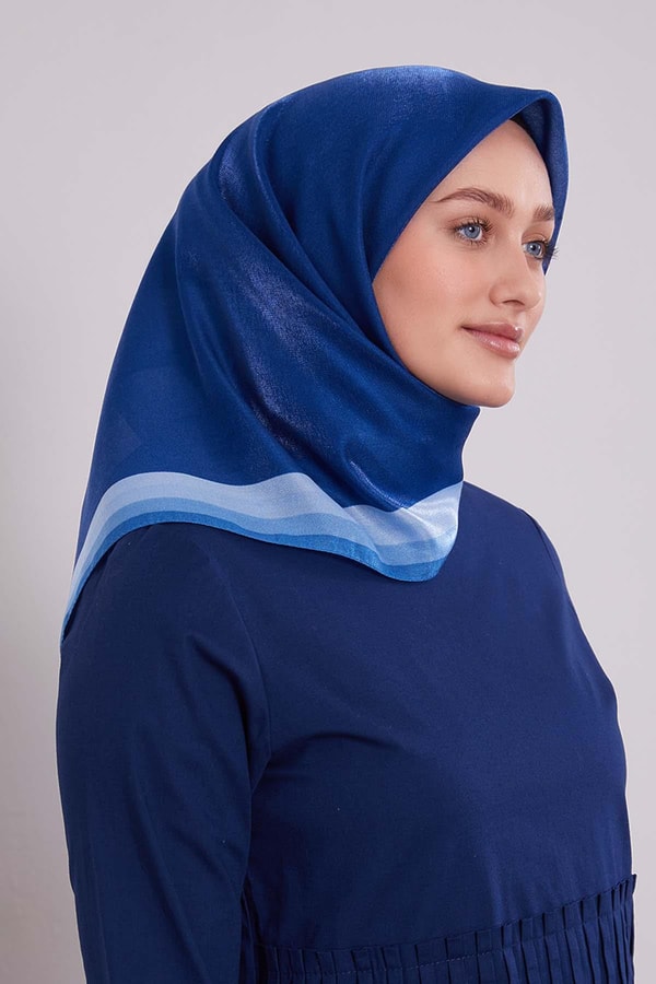 LevidorLacivert Kehribar Eşarp