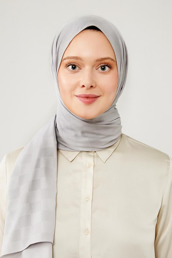 LevidorLevidor A.Gümüş Dama Desen Jakarlı Elegance Şal