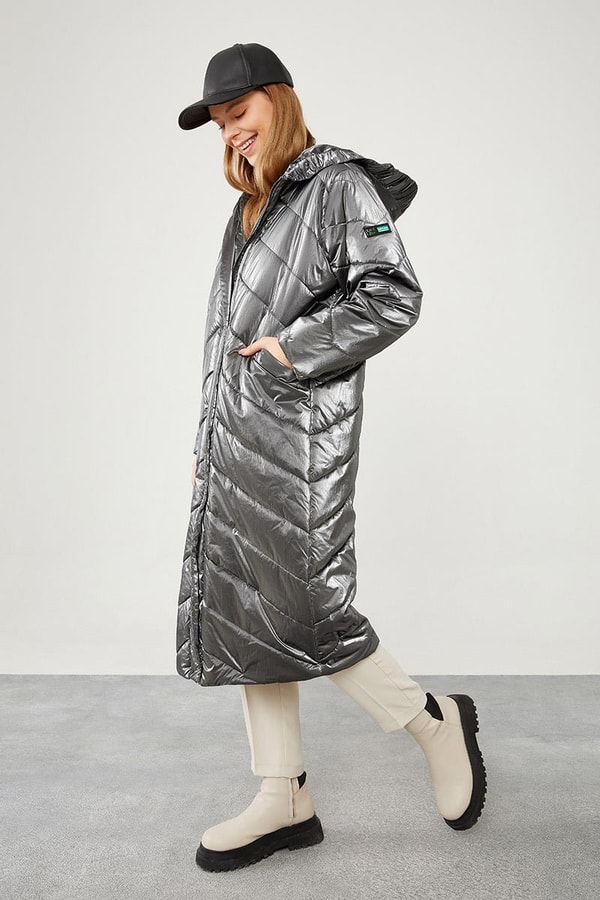 LevidorLevidor Antrasit Kapüşonlu Kapitone Şişme Mont