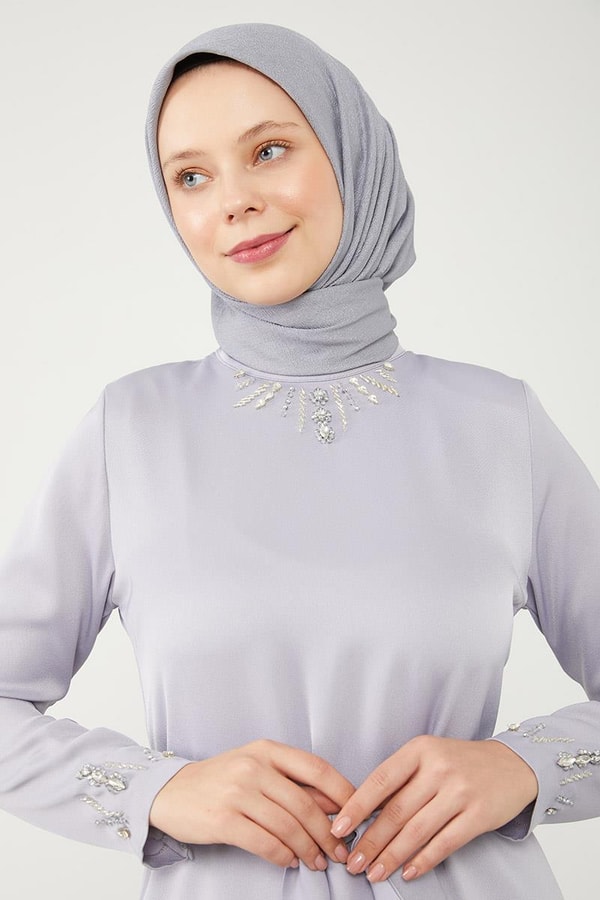 LevidorLevidor Antrasit Taş İşleme Detaylı Kuşaklı Elbise