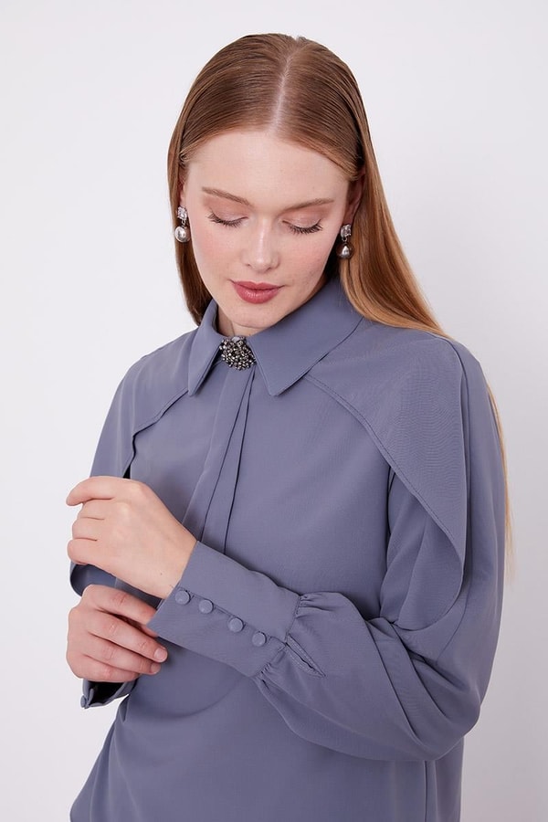 LevidorLevidor Antrasit Yaka Taş Detaylı Bluz