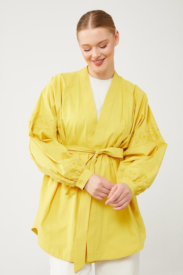 LevidorLevidor Asit Kolları Nakış Detaylı Kimono