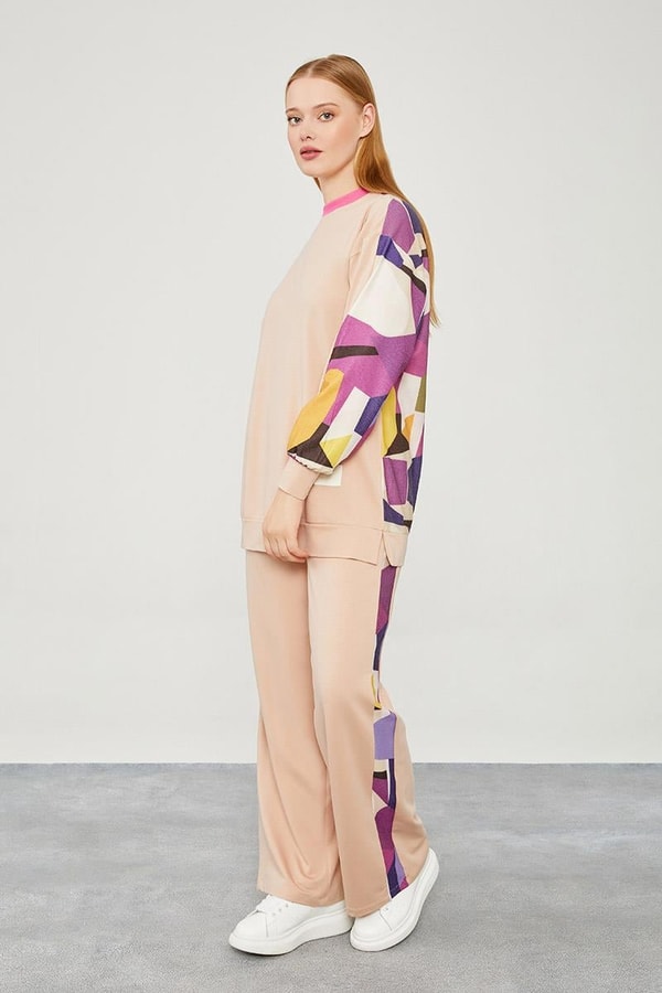 LevidorLevidor Bej Bisiklet Yaka Geometrik Desen Spor Takım