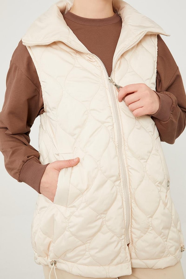 LevidorLevidor Bej Desenli Kapitone Şişme Yelek