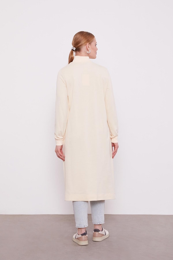 LevidorLevidor Bej Dik Yaka Fermuar Kapamalı Uzun Tunik
