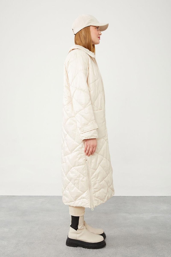 LevidorLevidor Bej Geniş Yaka Kapitone Mont