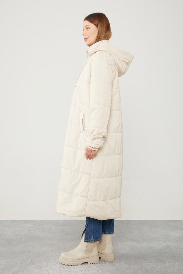 LevidorLevidor Bej Kapüşonlu Kapitone Kısa Mont