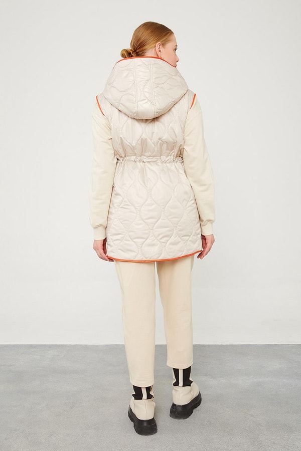 LevidorLevidor Bej Kapüşonlu Şişme Yelek