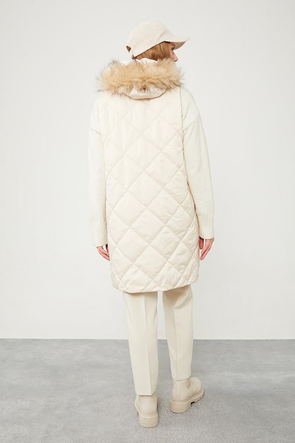 LevidorLevidor Bej Kürk Kapüşonlu Şişme Yelek