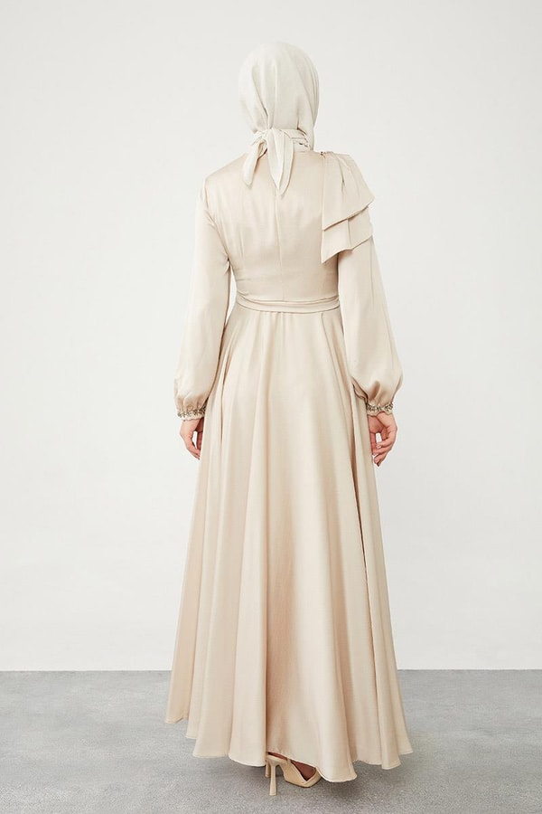 LevidorLevidor Bej Omuz Detaylı Elbise