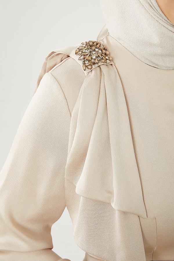 LevidorLevidor Bej Omuz Detaylı Elbise