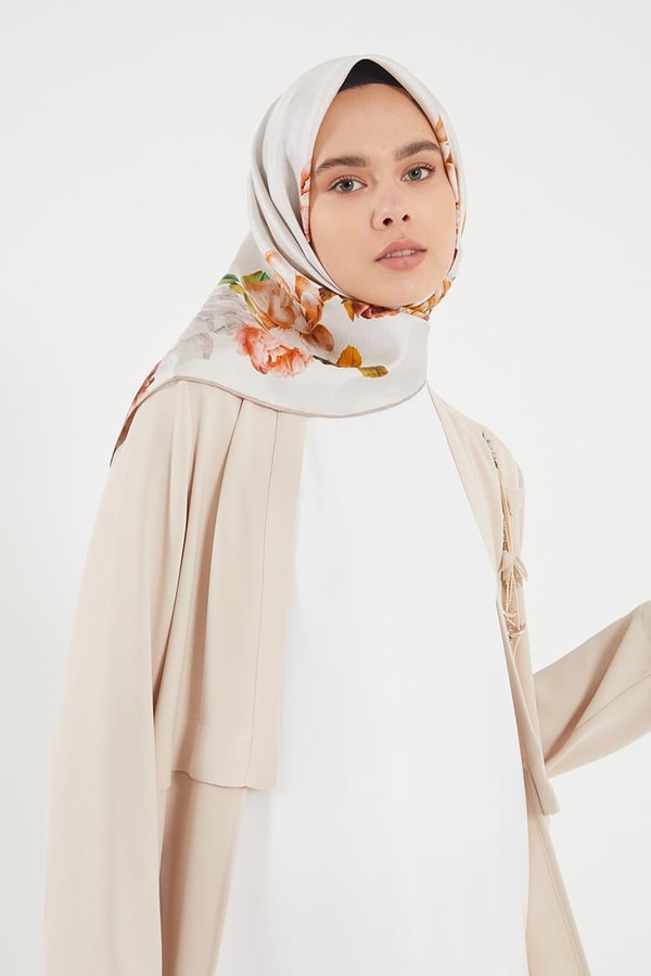 LevidorLevidor Bej Omzu broşlu tunikli hırka takım