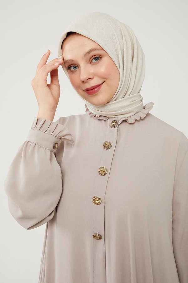 LevidorLevidor Bej Yakası Fırfır Detaylı Ferace