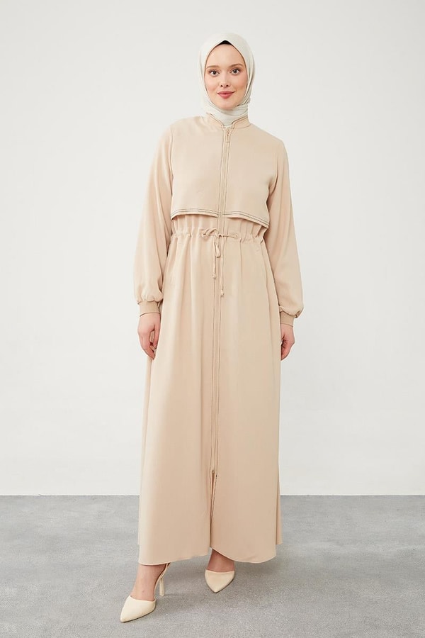 LevidorLevidor Bej Yazı Detaylı Belden Büzgü Detaylı Ferace