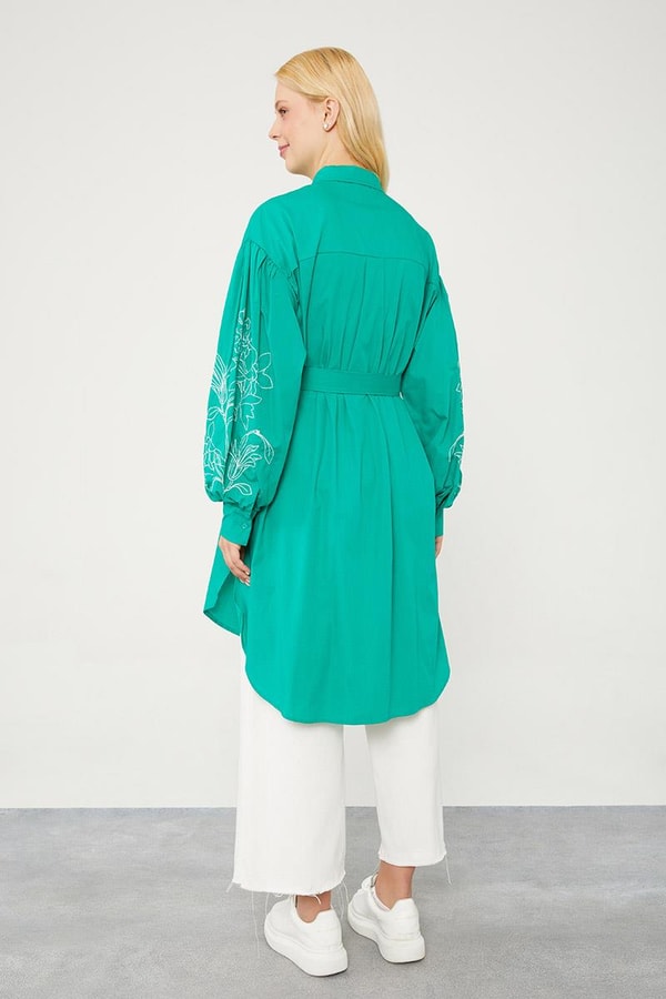 LevidorLevidor Benetton Nakışlı Belden Bağlamalı Kimono