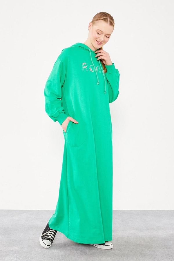 LevidorLevidor Benetton Taş İşlemeli Kapuşonlu Oversize Elbise