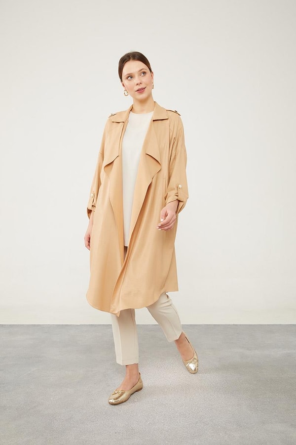 LevidorLevidor Camel Apolet Detaylı Kısa Kap