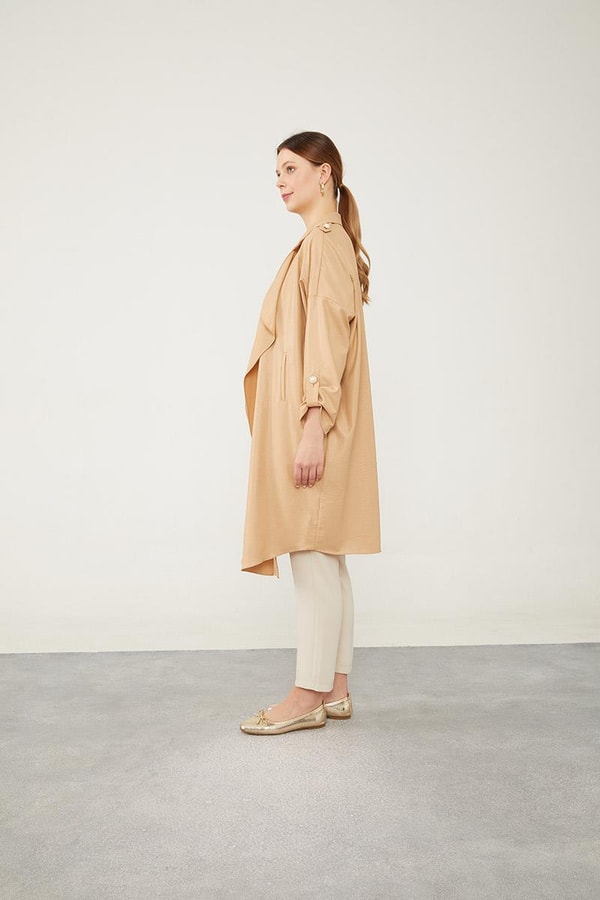 LevidorLevidor Camel Apolet Detaylı Kısa Kap