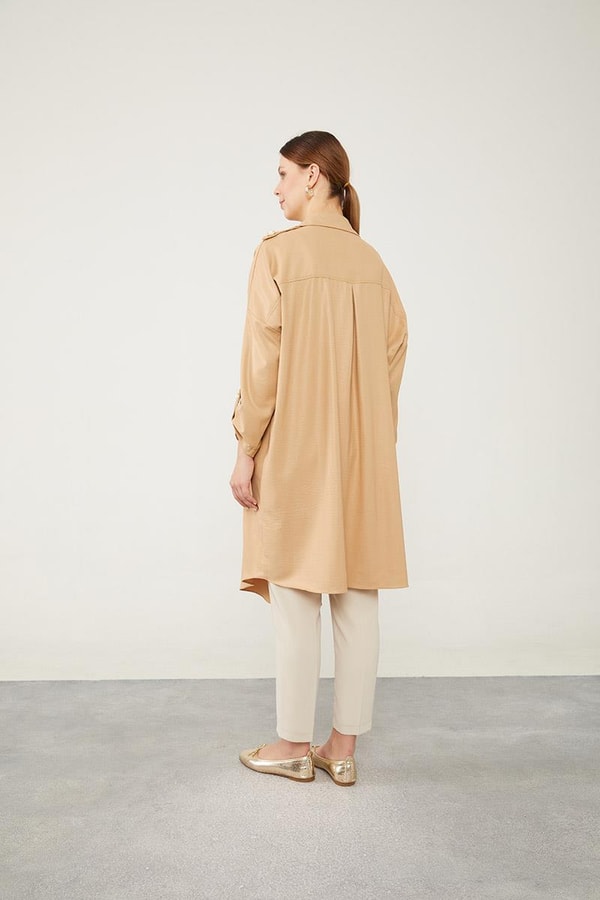 LevidorLevidor Camel Apolet Detaylı Kısa Kap