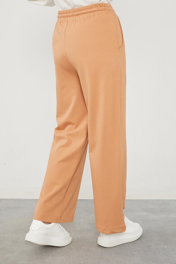 LevidorLevidor Camel Beli Lastikli Kuşgözü Detaylı Pantolon