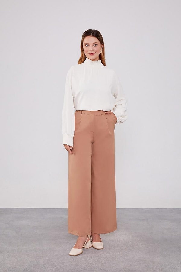 LevidorLevidor Camel Gizli Düğmeli Kumaş Pantolon