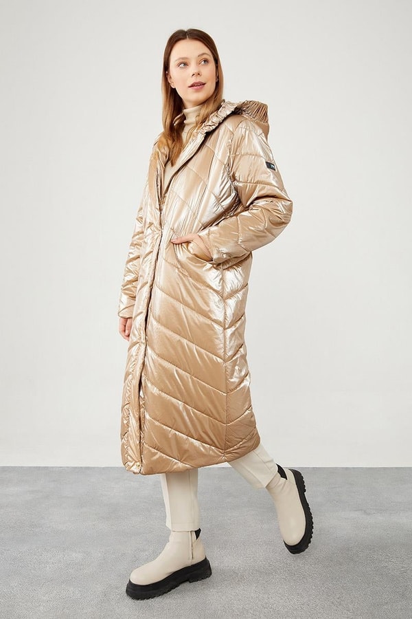 LevidorLevidor Camel Kapüşonlu Kapitone Şişme Mont