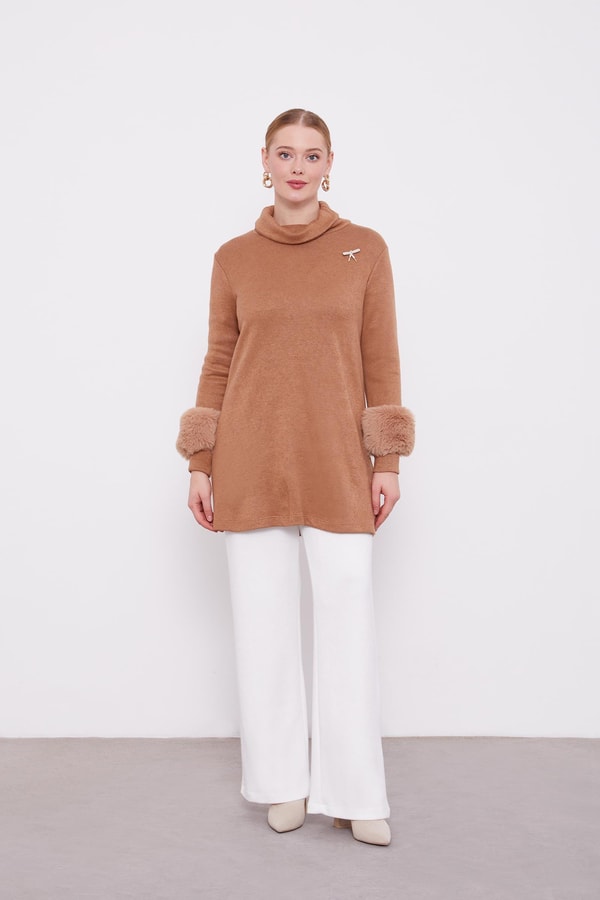 LevidorLevidor Camel Kolları Tüy Detaylı Tunik