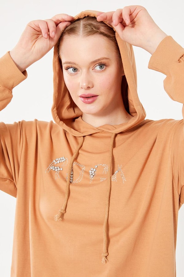 LevidorLevidor Camel Taş İşlemeli Kapuşonlu Oversize Elbise