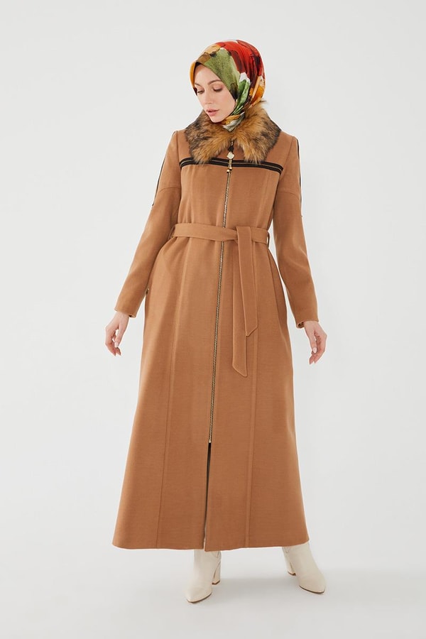 LevidorLevidor Camel Yakası Kürklü Fermuarlı Kaşe Manto