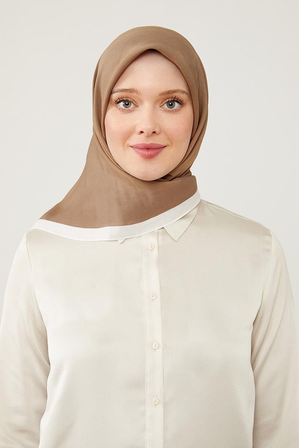 LevidorLevidor Cappuccino Biye Renk Geçişli Prag Eşarp