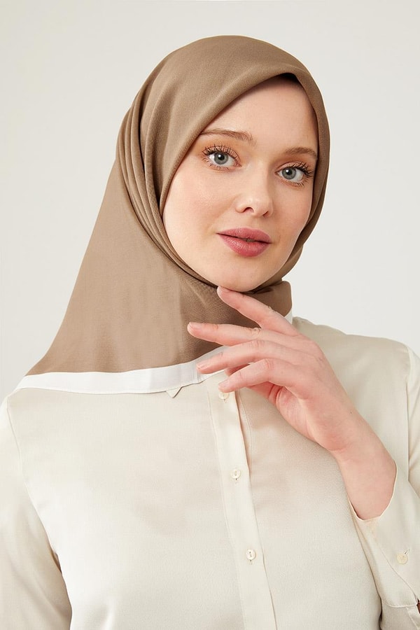 LevidorLevidor Cappuccino Biye Renk Geçişli Prag Eşarp