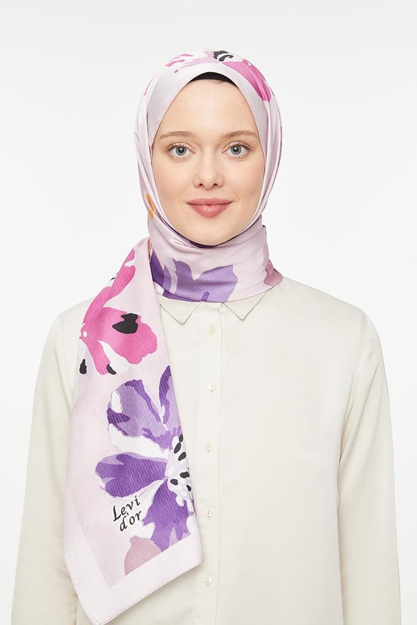 LevidorLevidor Eflatun Çiçek Baskılı Twill Şal