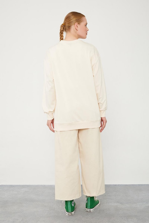 LevidorLevidor Ekru Bisiklet Yaka Taş Baskılı Sweat