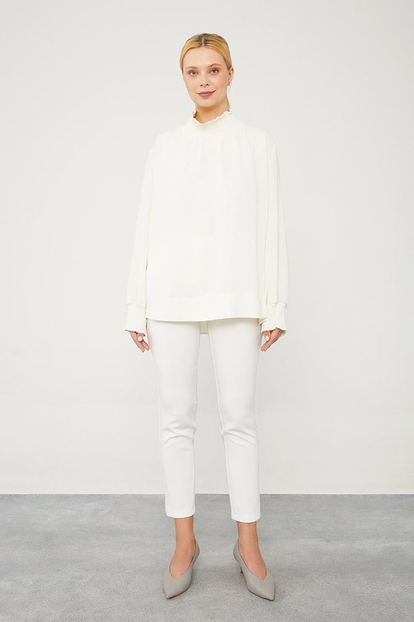 LevidorLevidor Ekru Cep Detatlı Bilek Boy Pantolon