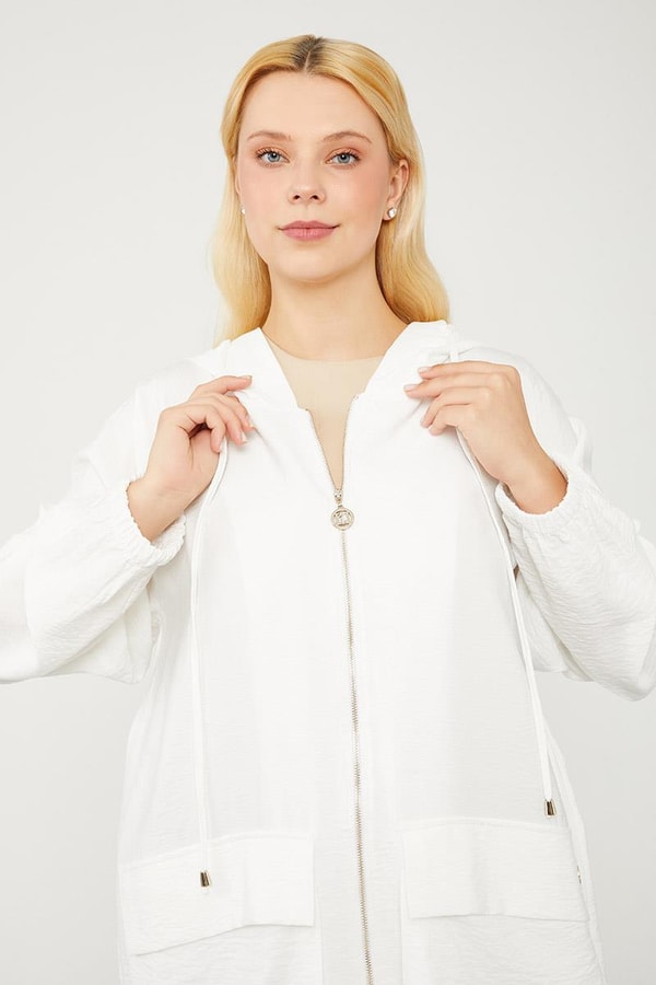 LevidorLevidor Ekru Kapüşonlu Tril Kumaş Kap