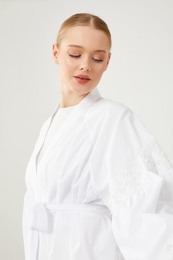 LevidorLevidor Ekru Kolları Nakış Detaylı Kimono