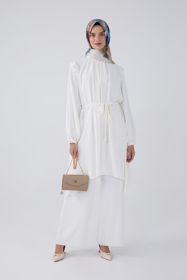 LevidorLevidor Ekru Omzu İşlemeli Tunik Takım