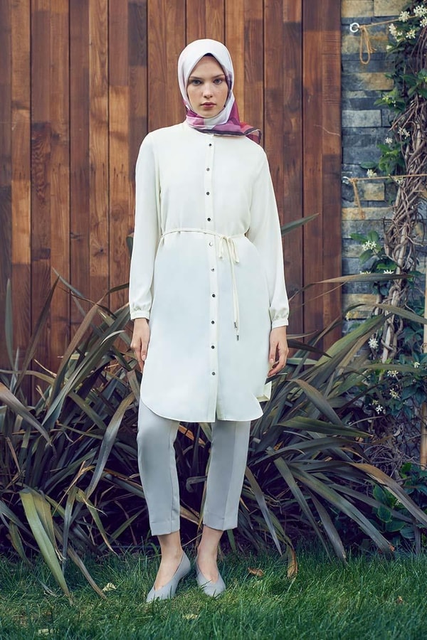 LevidorLevidor Ekru Önü Düğmeli Tunik