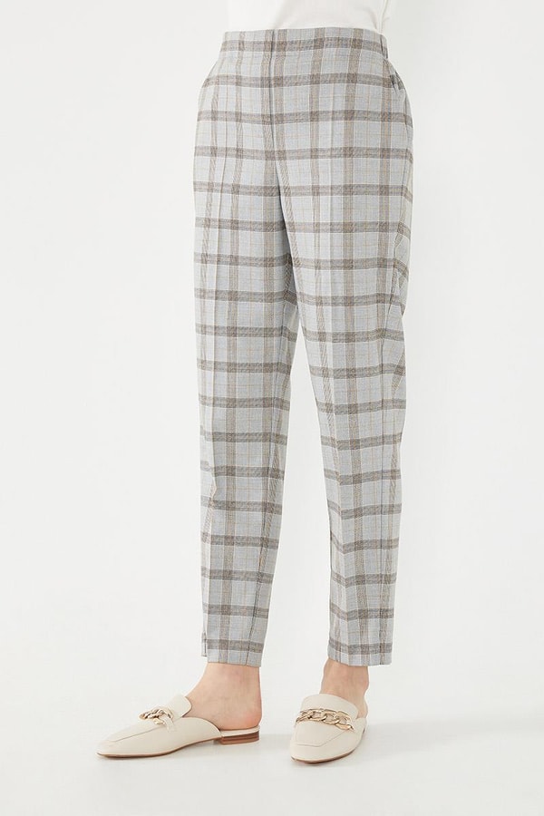 LevidorLevidor Ekru Yakası Baskılı Takım