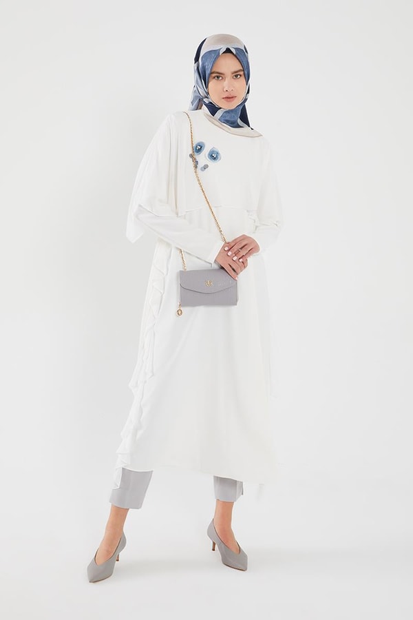 LevidorLevidor Ekru Yakaşı İşlemeli Gömlek