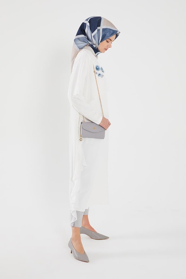 LevidorLevidor Ekru Yakaşı İşlemeli Gömlek