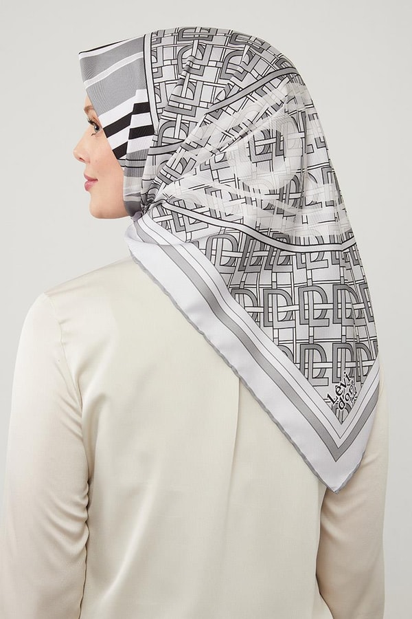 LevidorLevidor Füme Yazı Baskılı Trend Twill Eşarp