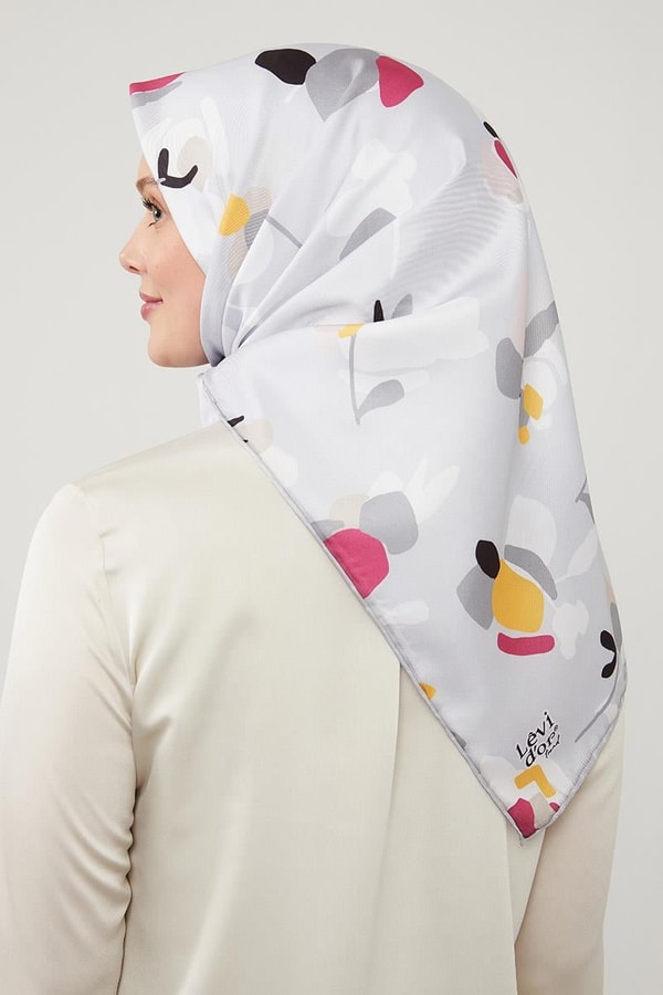 LevidorLevidor Gri Asimetrik Deseni Twill Eşarp