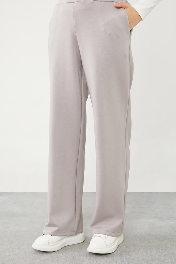 LevidorLevidor Gri Bisiklet Yaka Cepli Penye Pantolonlu Spor Takım