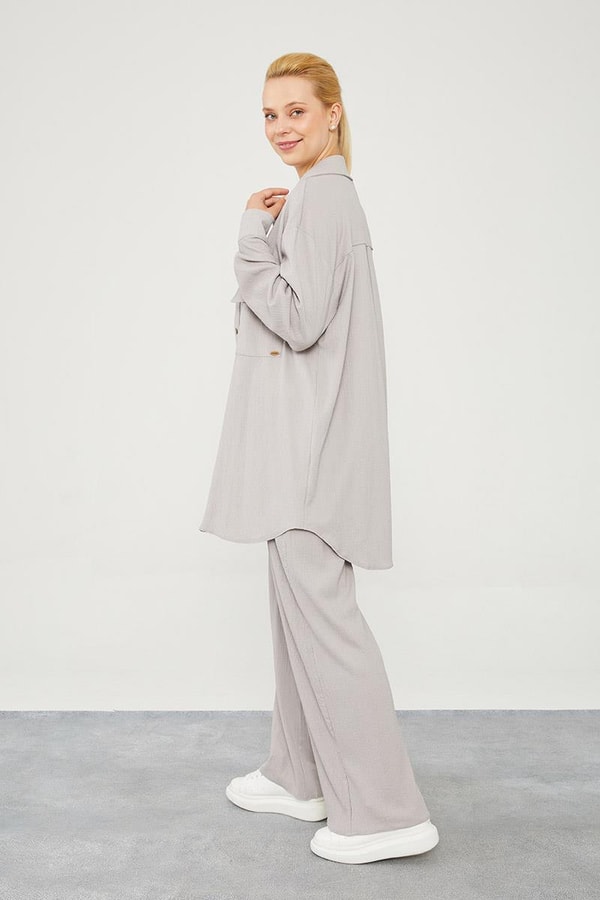 LevidorLevidor Gri Cep İşlemeli Bürümcük Kumaş Takım