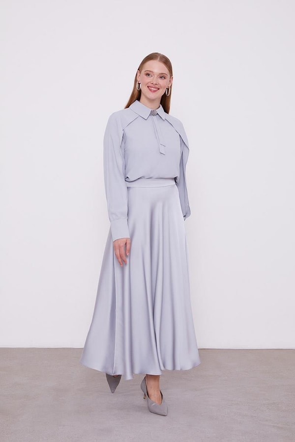 LevidorLevidor Gri Yaka Taş Detaylı Bluz