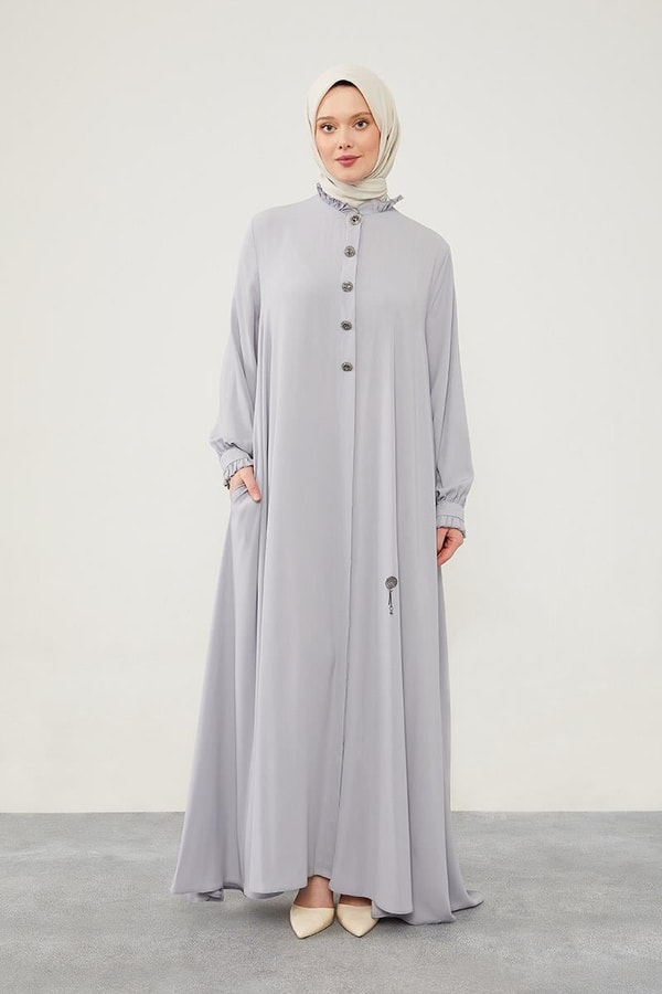 LevidorLevidor Gri Yakası Fırfır Detaylı Ferace