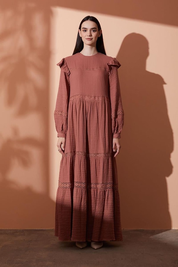 LevidorLevidor Gül Dantelli Elbise