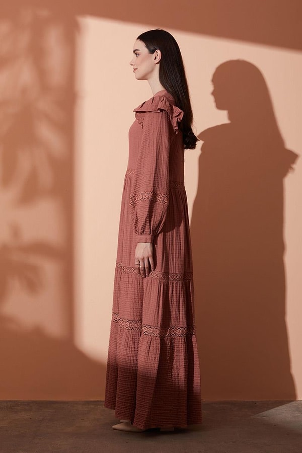 LevidorLevidor Gül Dantelli Elbise